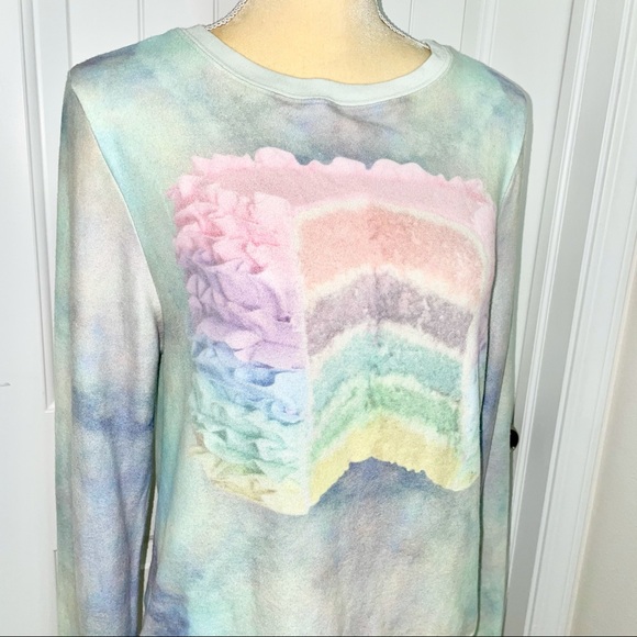 Wildfox dreaming of cake baggy beach jumper small🦄 - Picture 2 of 9